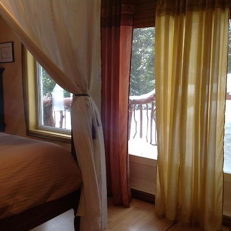 Gite Crystal Inn Mont-Tremblant Bagian luar foto